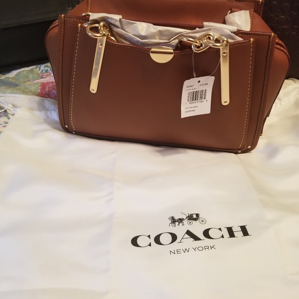 Purses - Picture 4 of 7